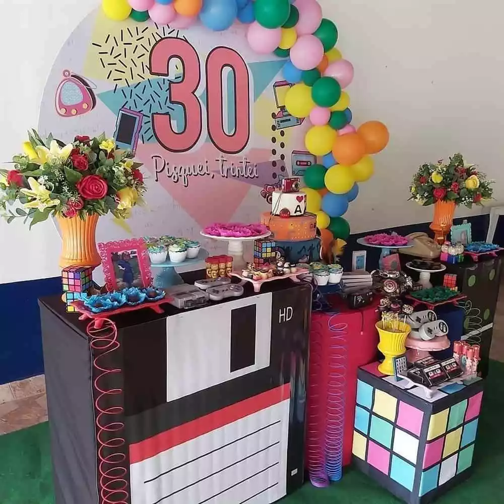 festa anos 90 tema feminino