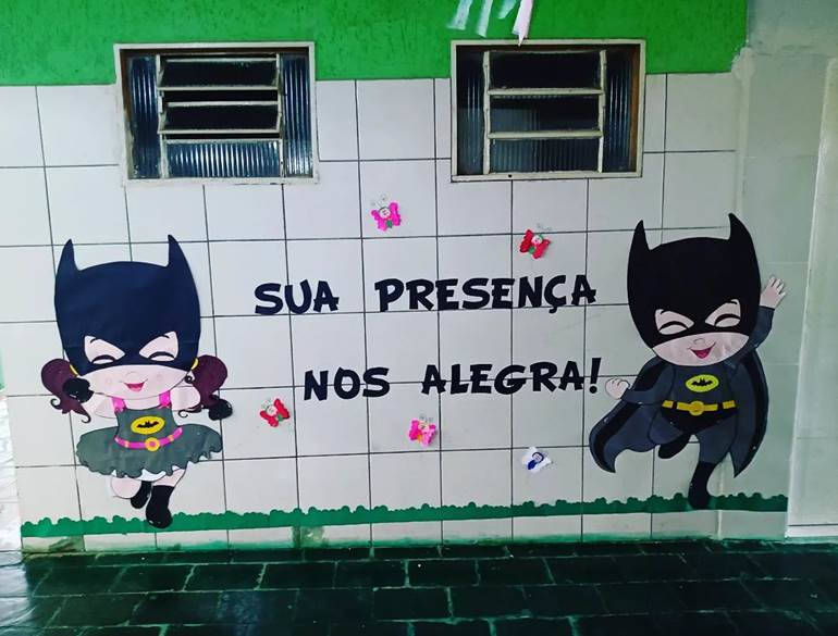 painel volta as aulas batman