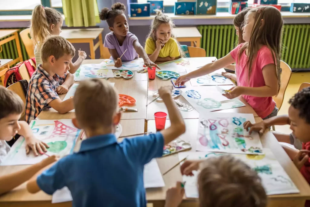 Atividades sobre a escola para educacao infantil