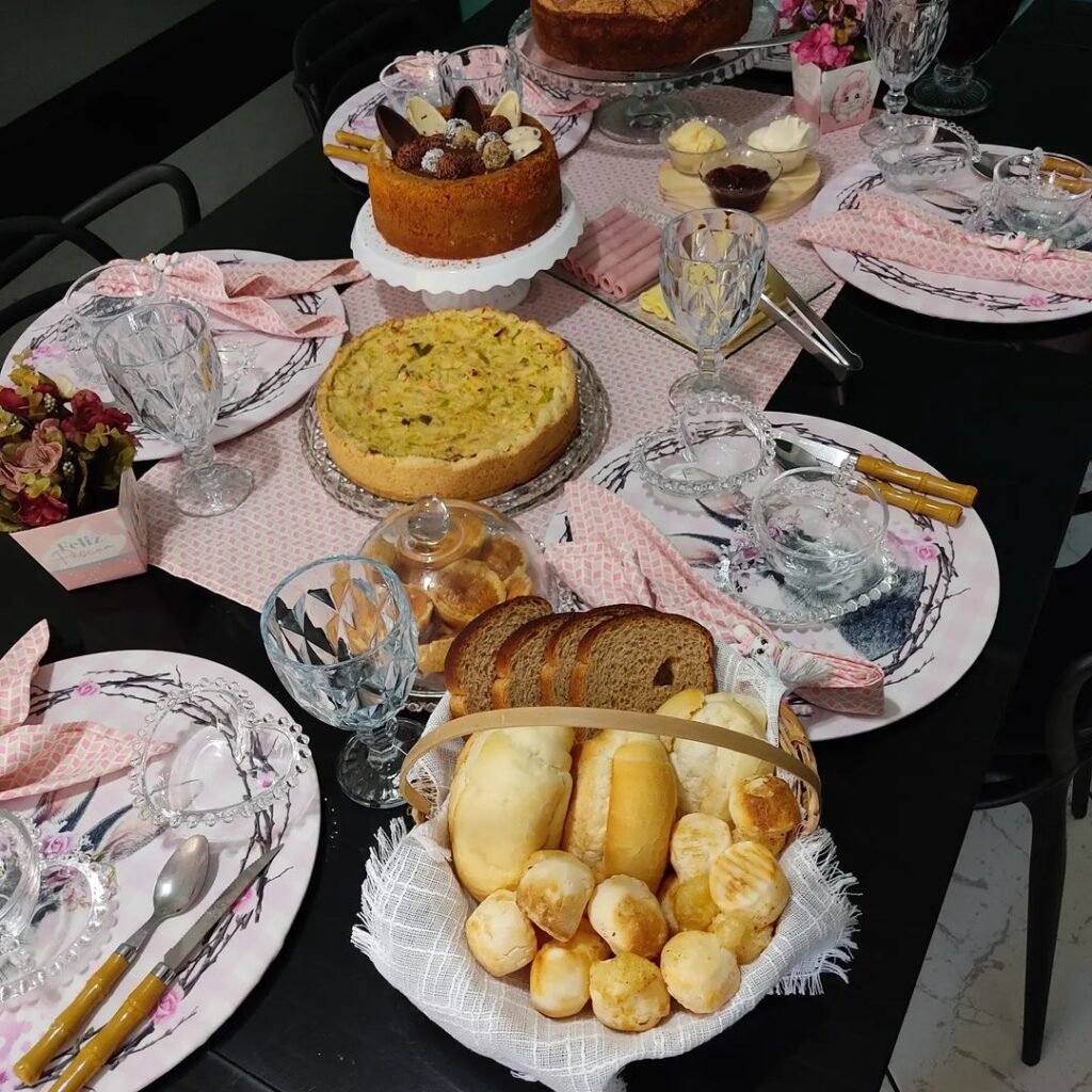 mesa de cafe da manha pao de queijo pri greff